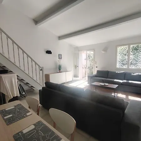 Grand Duplex, Climatisation, Wifi, Jardin
