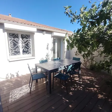 Casa vacanze Grand Duplex, Climatisation, Wifi, Jardin Balaruc-les-Bains